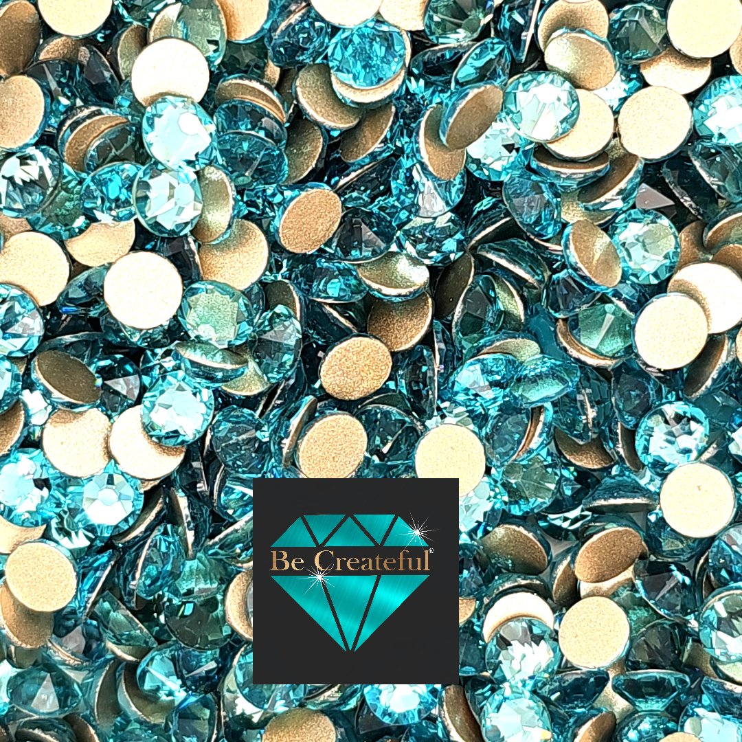 FLATBACK LUXE® Aquamarine Rhinestones