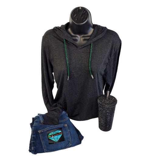 Be Createful Emerald Green Rhinestone Hoodie Strings are the perfect way to glam up your favorite hoodie and accessories!