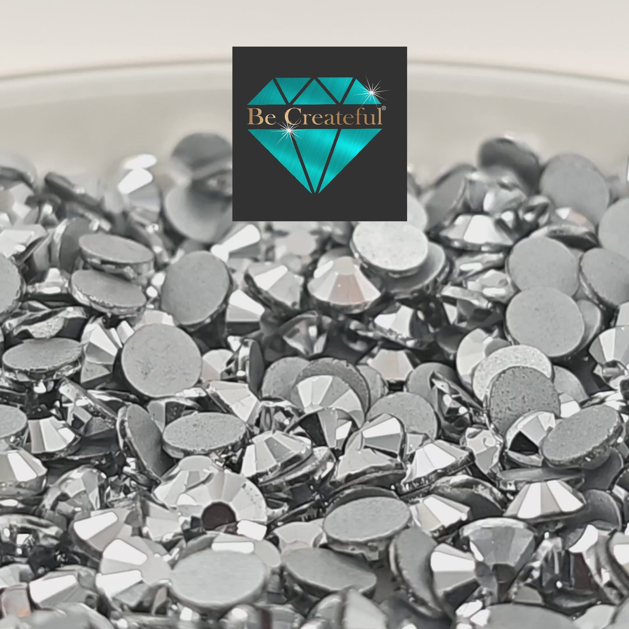 Multi-Size Silver Hematite/Crystal Labrador Rhinestones – Be Createful