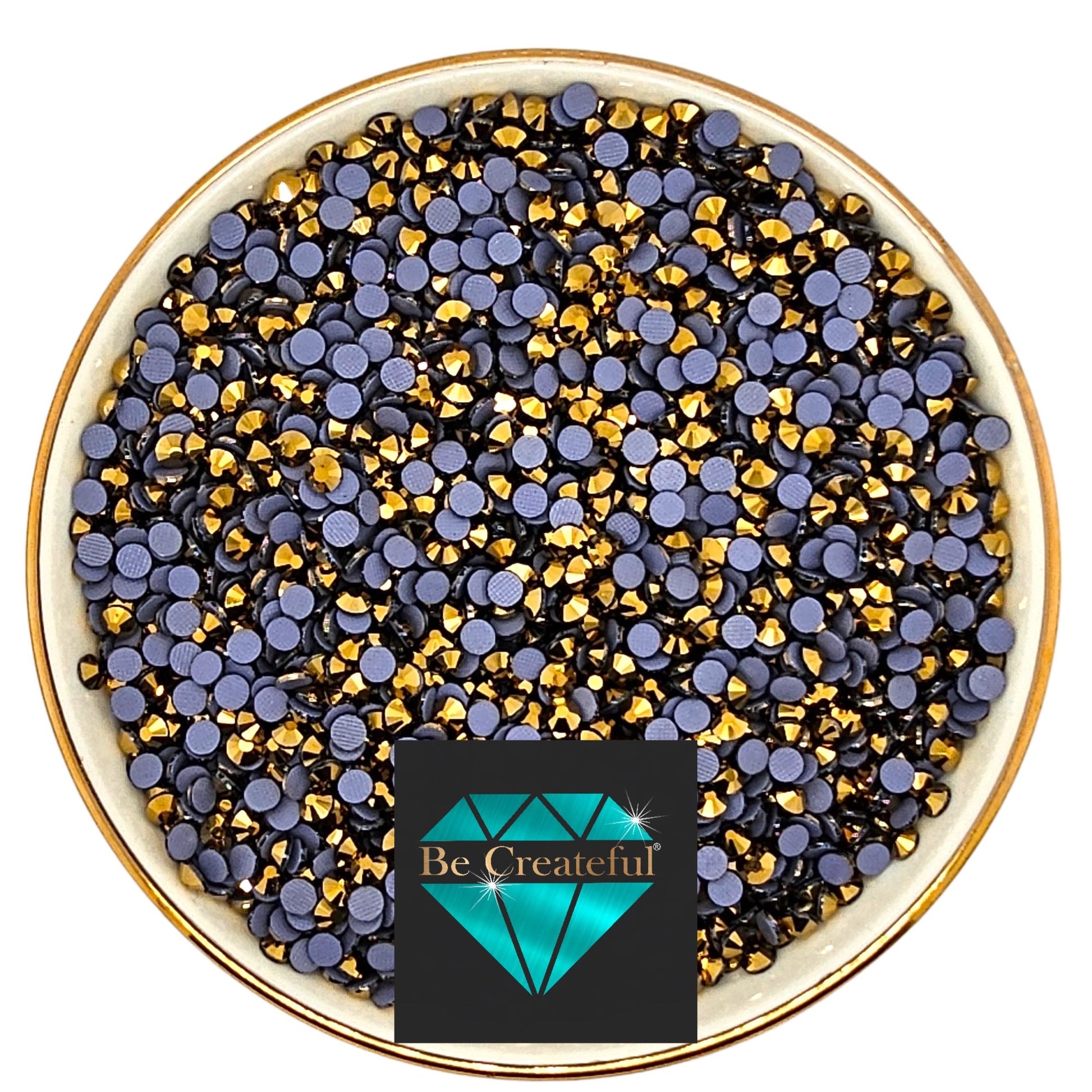 Be Createful LUXE® Aurum Gold Glass Hotfix Rhinestones are high-quality 14-16 facet glass Rhinestone that provides intense sparkle and refraction.